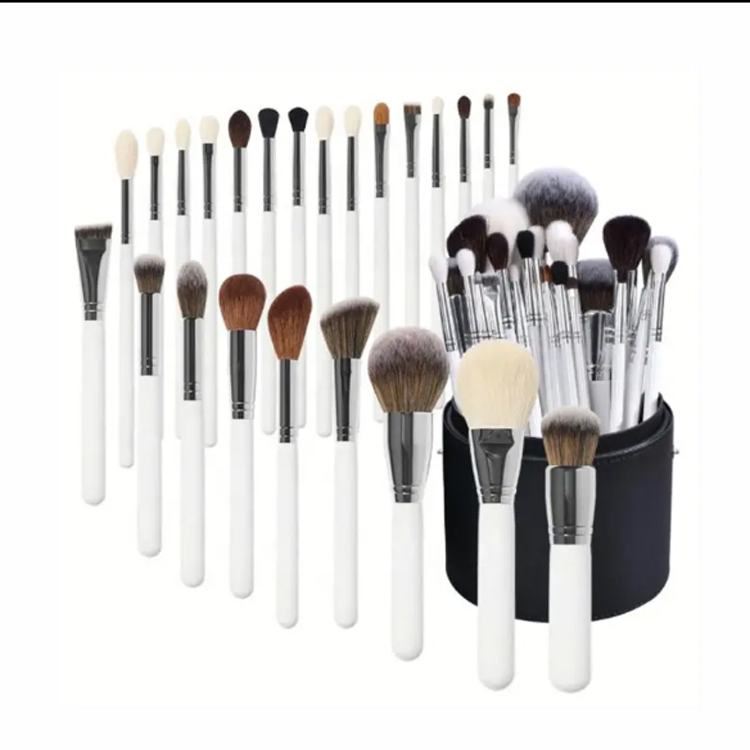 Facies Eye Soft Hair Wood Palpate Medicamine Rutrum Brushes Set