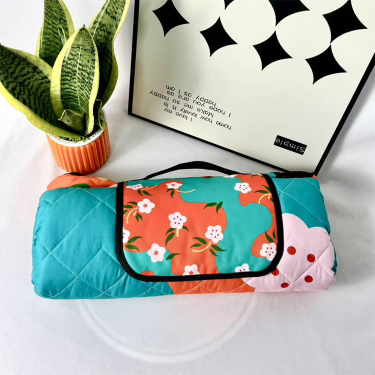 Picnic Stragulum Portable Travel Camping Sand Free Beach Mat