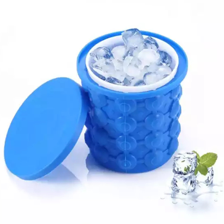 Portable Silicone Ice Cube Mold Maker Situla cum Lid